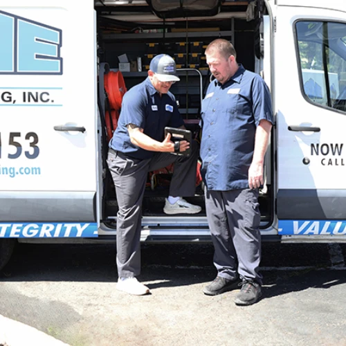 Before your technician arrives, you'll get a text with their name and photo
